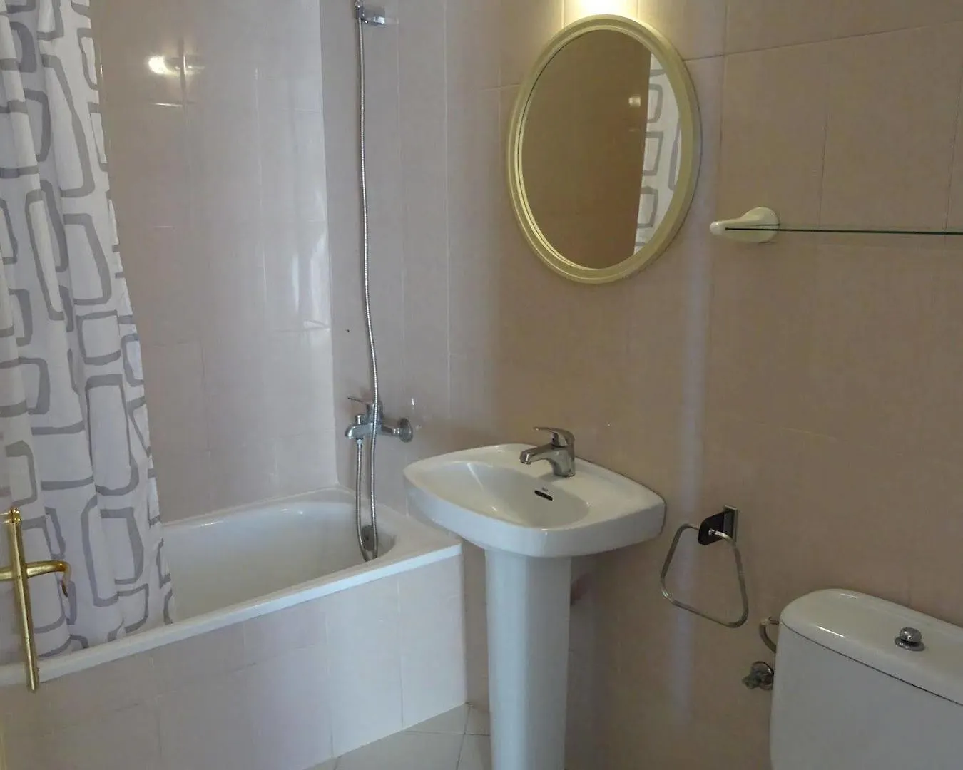 Apartamentos Elvira Blanes 0*,